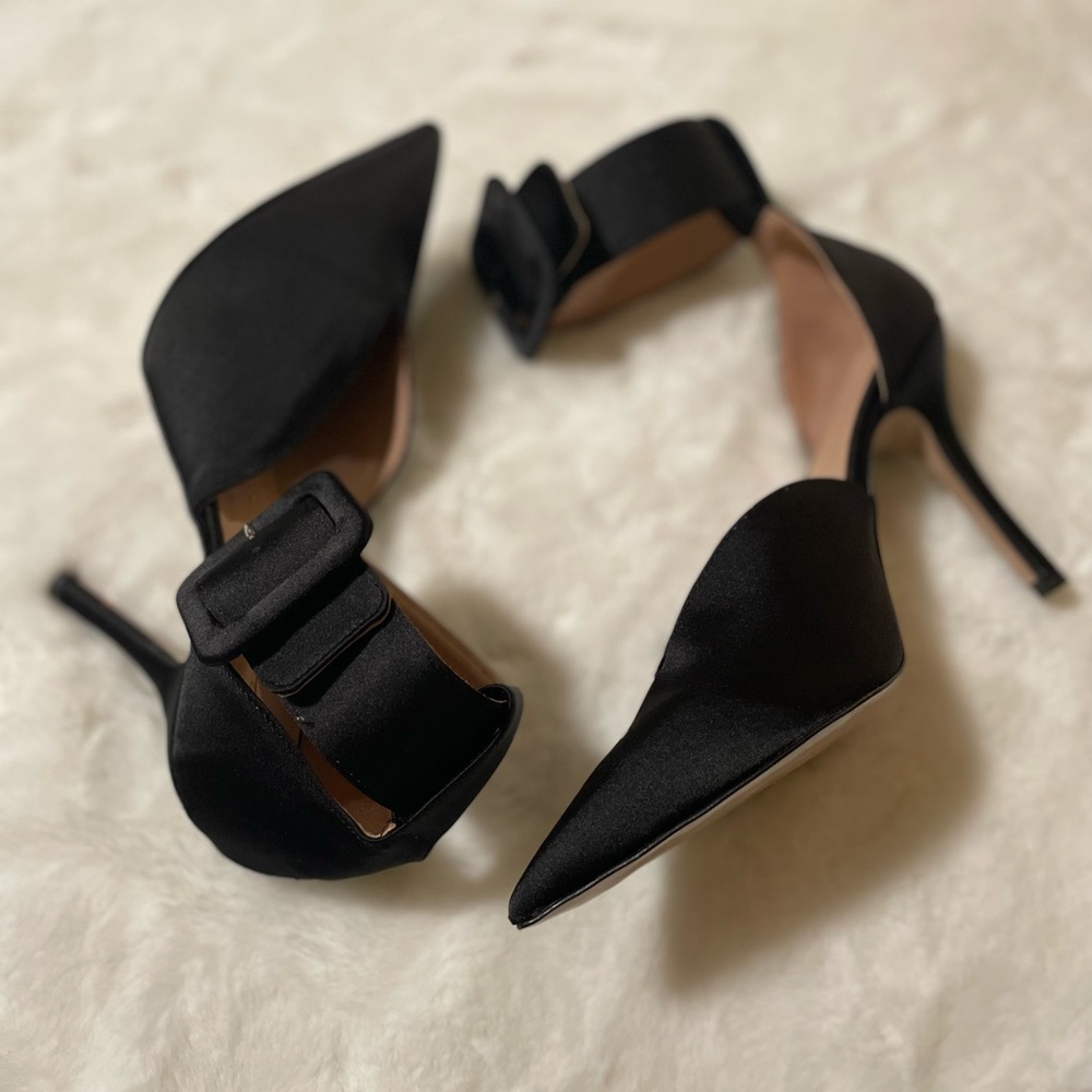 Bianca Di Elegant Satin and Leather Black 
Pointed Heels